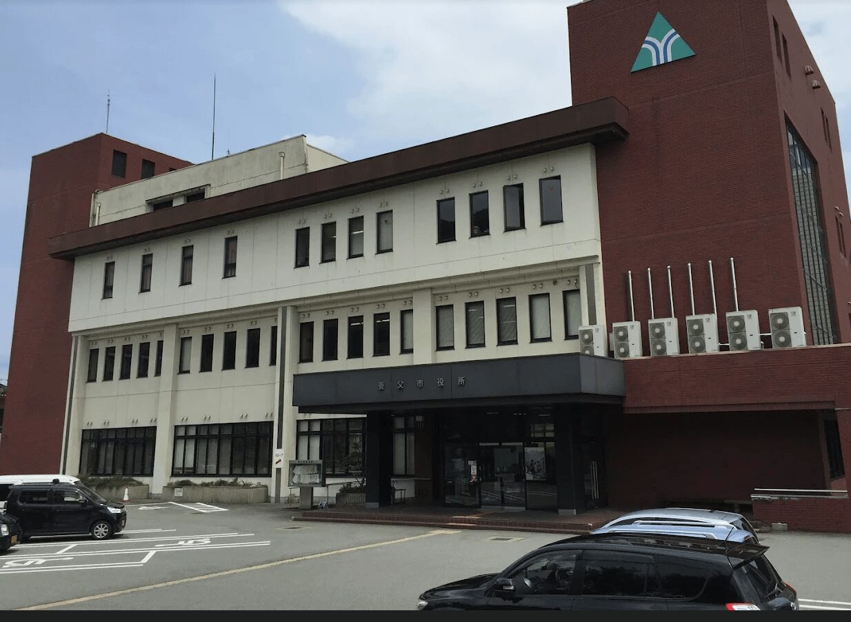 養父市の解体補助金ガイド！業者選びと費用を徹底解説